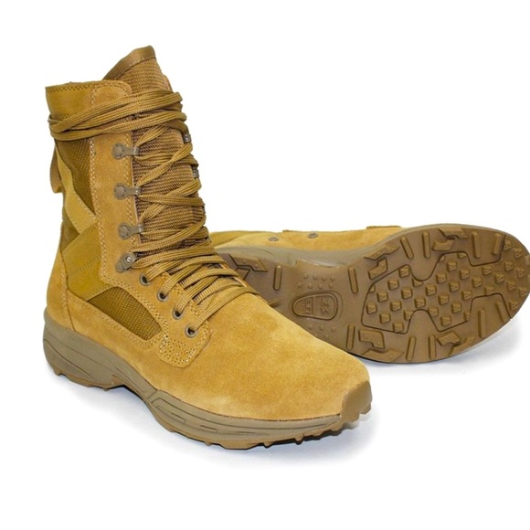 GARMONT T8 NFS Leather Tue Up Boots Lightweight Tactical Hiking Size 5 Like New - Picture 1 of 14